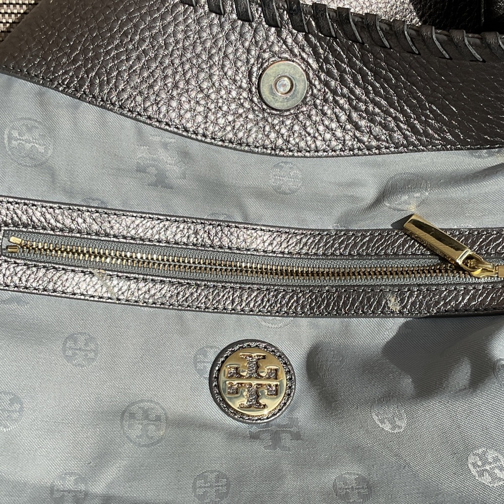 Tory Burch Metallic Hobo Bag leather - Picture 10 of 13